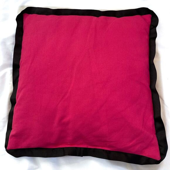 Pink Cameo Pillow - Picture 3 of 3